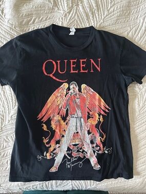 Queen Band Graphic Tee - Black with Red & Gold Print